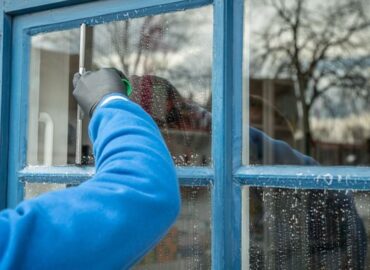 Exterior Window Cleaning: Why You Should Hire a Professional